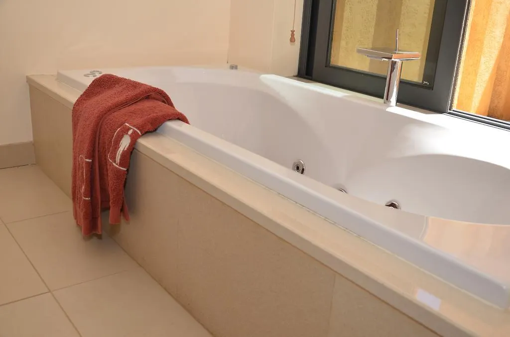 Villa Casa Santana - Heated Pool Lagos